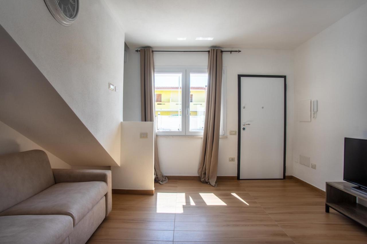 Residence Pula Via Delle Rose Екстериор снимка